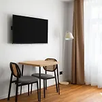 Daire Limehome Weserstrasse, Friedrichshain *