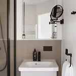 Daire Limehome Weserstrasse, Friedrichshain Berlin