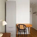 Limehome Weserstrasse, Friedrichshain *