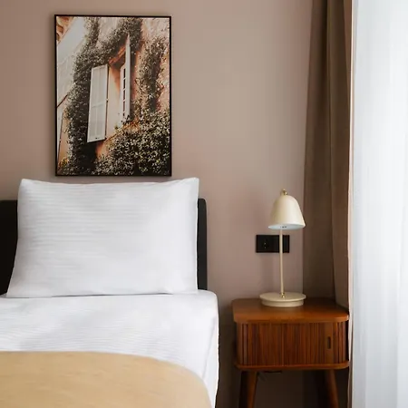 شقة Limehome Weserstrasse, Friedrichshain *